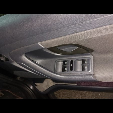 2011 Skoda Fabia - view 2