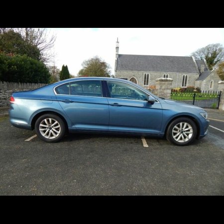 2015 Volkswagen Passat COMFORTLINE 1.6 TDI MANUAL 6SPEED FWD 120HP 4DR €4,900 thumbnail