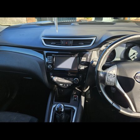 2014 Nissan Qashqai 1.2 DIG-T ACENTA PREMI PREMIUM 115PS 5DR €9,000 thumbnail