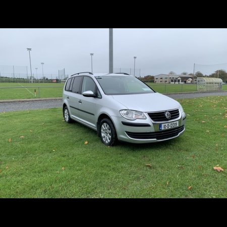 2010 Volkswagen Touran 1.9 TDI S 105PS 7SEATS 5DR 105 €4,150 thumbnail