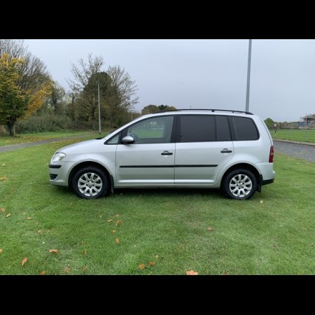 2010 Volkswagen Touran 1.9 TDI S 105PS 7SEATS 5DR 105 €4,150 thumbnail