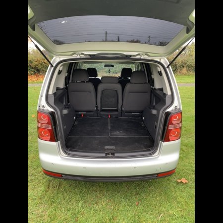 2010 Volkswagen Touran 1.9 TDI S 105PS 7SEATS 5DR 105 €4,150 thumbnail