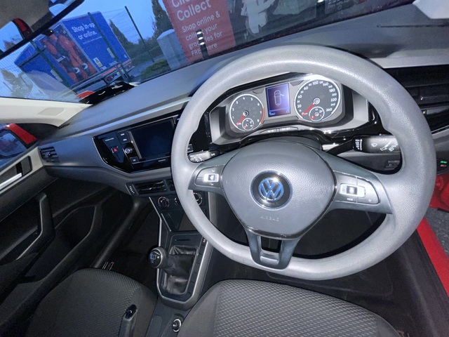 2019 VOLKSWAGEN Polo TRENDLINE 1.0 MANUAL 5SPEED 65HP 5DR €13,500