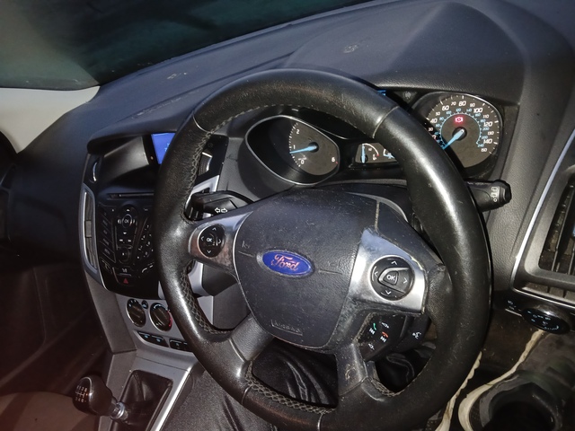 2012 FORD Focus 1.6 TDCI ZETEC 113BHP 5DR €5,250