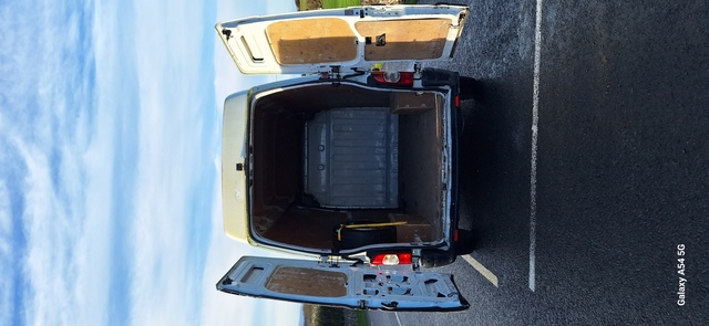 2007 NISSAN Interstar LH 120 2.5 3.5T 120HP €2,700