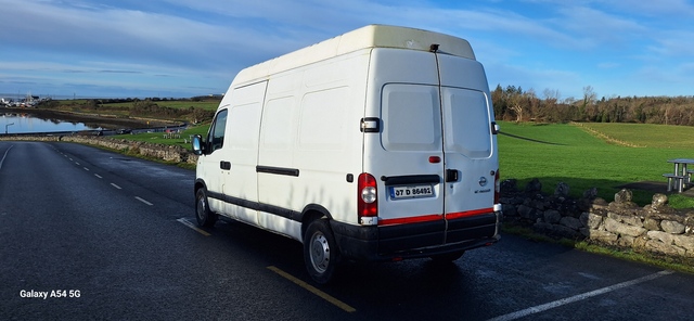 2007 NISSAN Interstar LH 120 2.5 3.5T 120HP €2,700