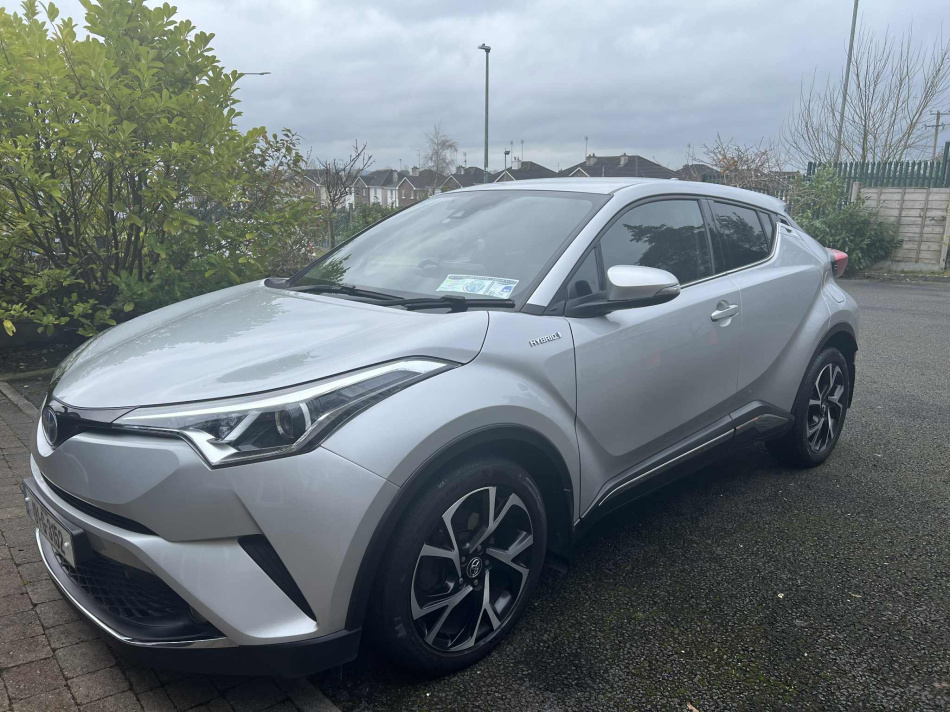 2019 Toyota - image 7