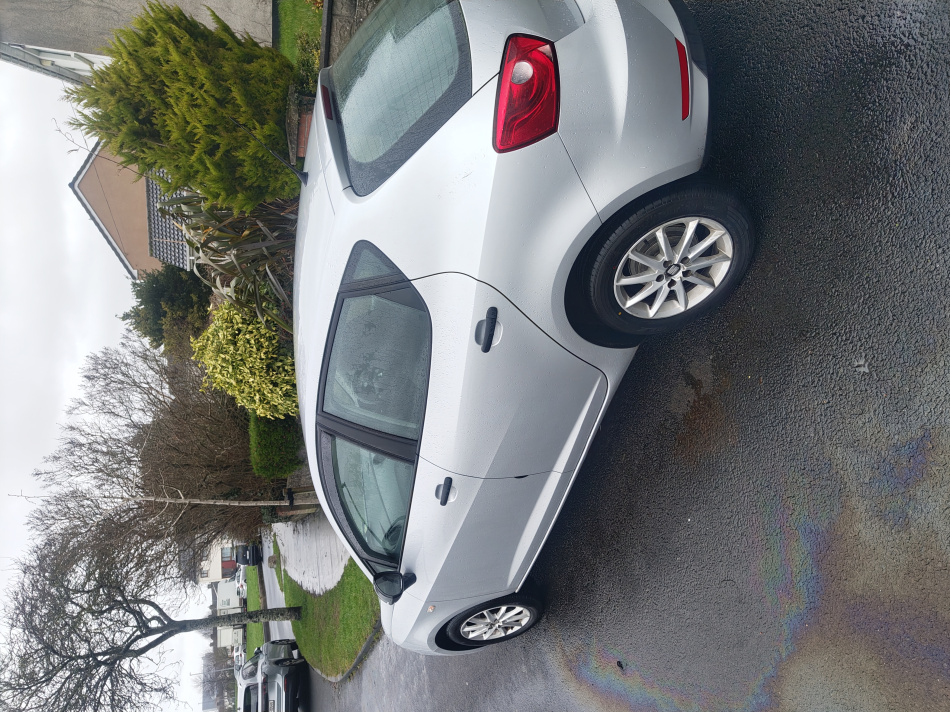 2014 SEAT Ibiza CL €5,000