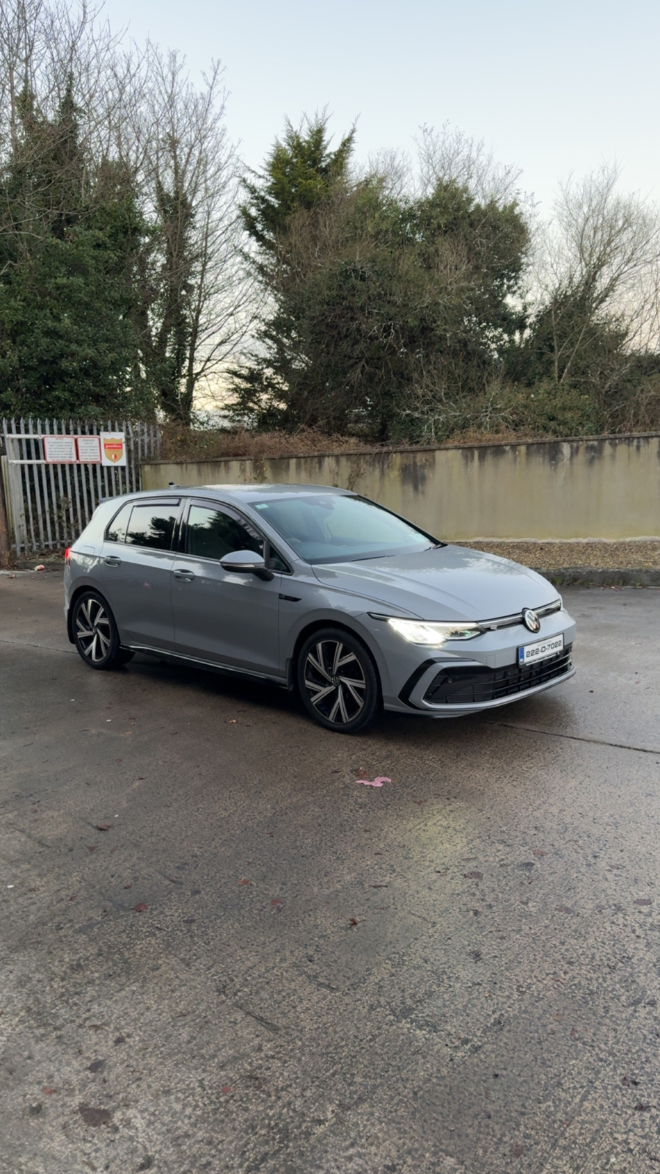 2022 Volkswagen Golf R-Line