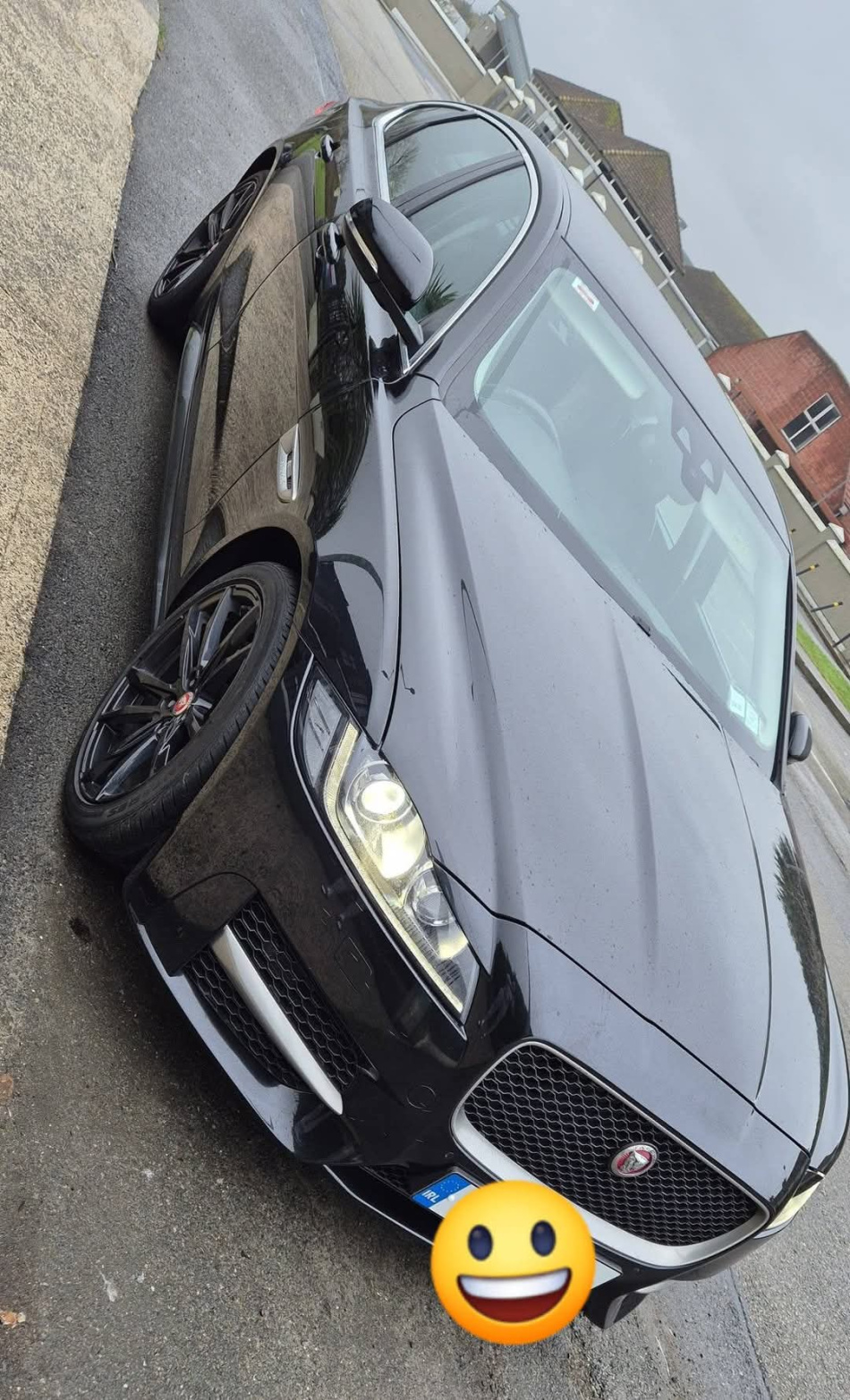 2017 Jaguar - image 2