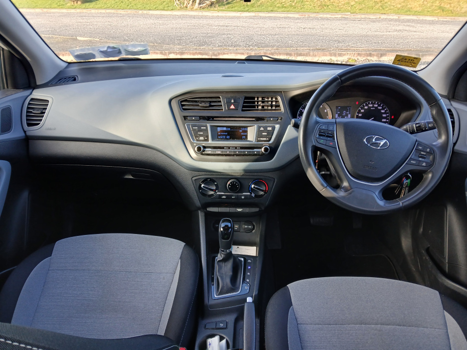 2016 Hyundai i20 Delux  €11,500