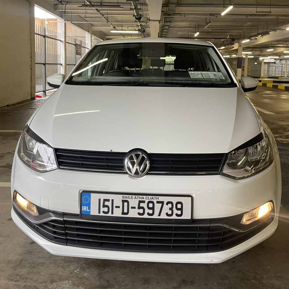 2015 Volkswagen  TSI SE Bluemotion  €89,950,000