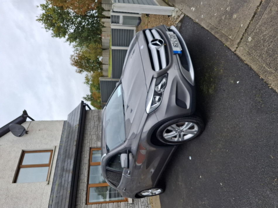 2016 Mercedes-Benz GLA CLASS - image 6