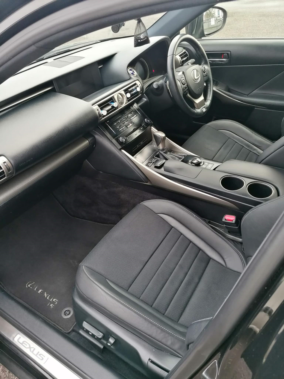 2013 Lexus CT 200 h F Sport €14,950