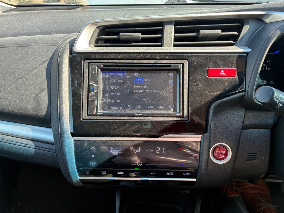 2015 Honda Fit - image 24