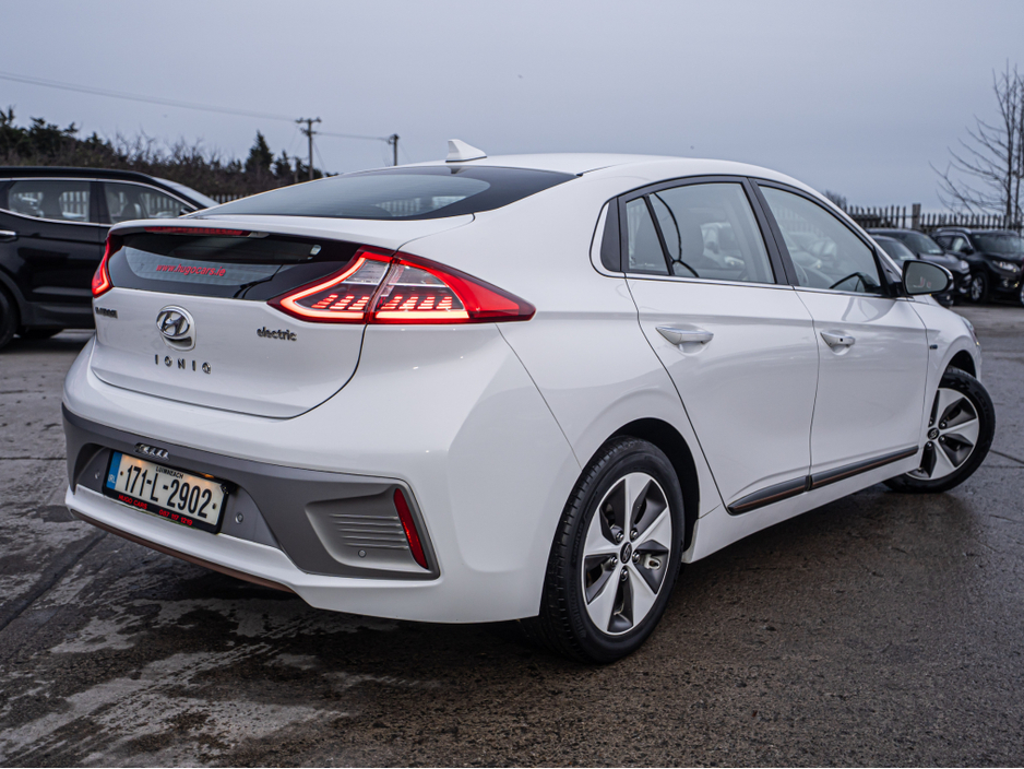 2017 Hyundai Ioniq 2017 Ioniq EV/FSH main dealer/1yr warranty €11,888