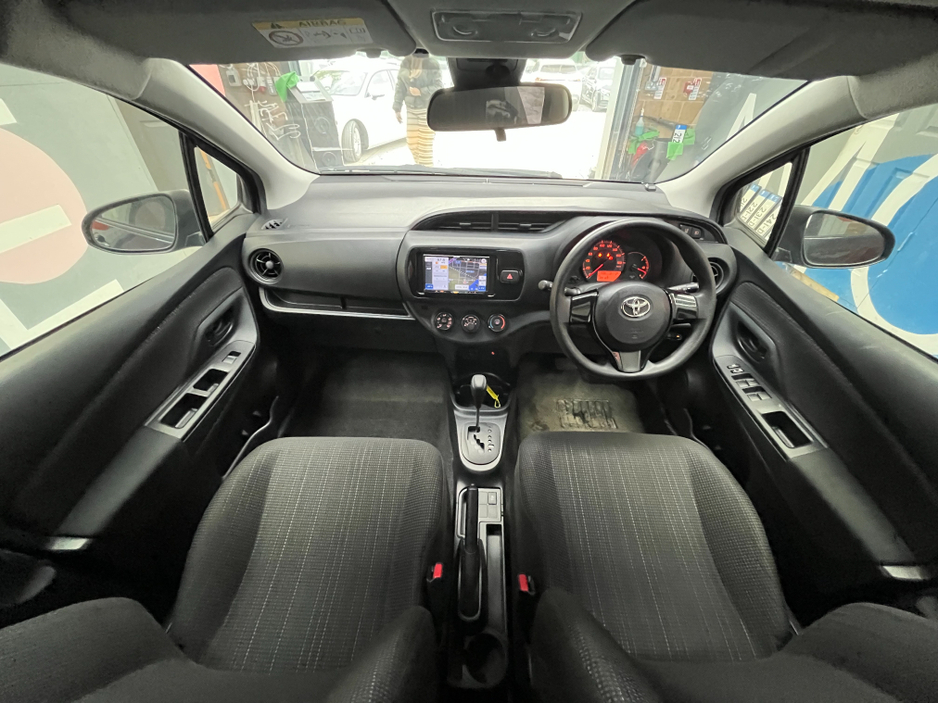 2018 Toyota Vitz - image 12
