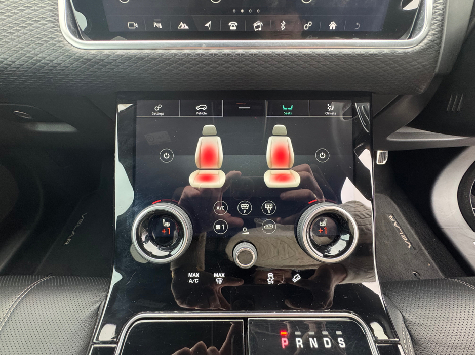 2018 Land Rover Range Rover Velar - image 16