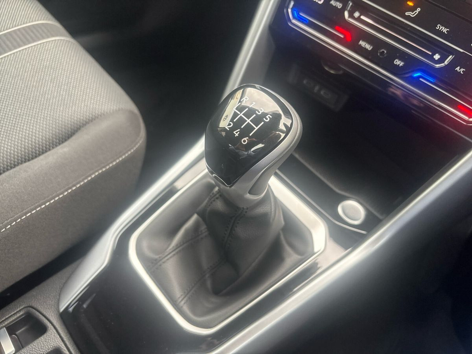 2026 Volkswagen T-Roc EDITION 75 2.0TDI M6F 116HP €40,184