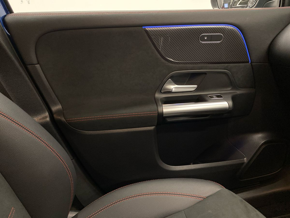 2025 Mercedes-Benz GLA Class - image 14