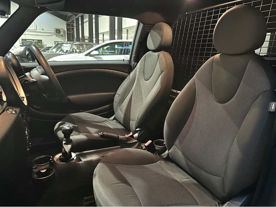 2013 MINI Clubman COOPER D CLUBMAN VAN 2.0