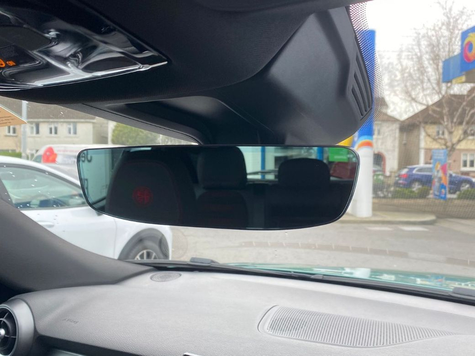 2025 Alfa Romeo Tonale - image 27