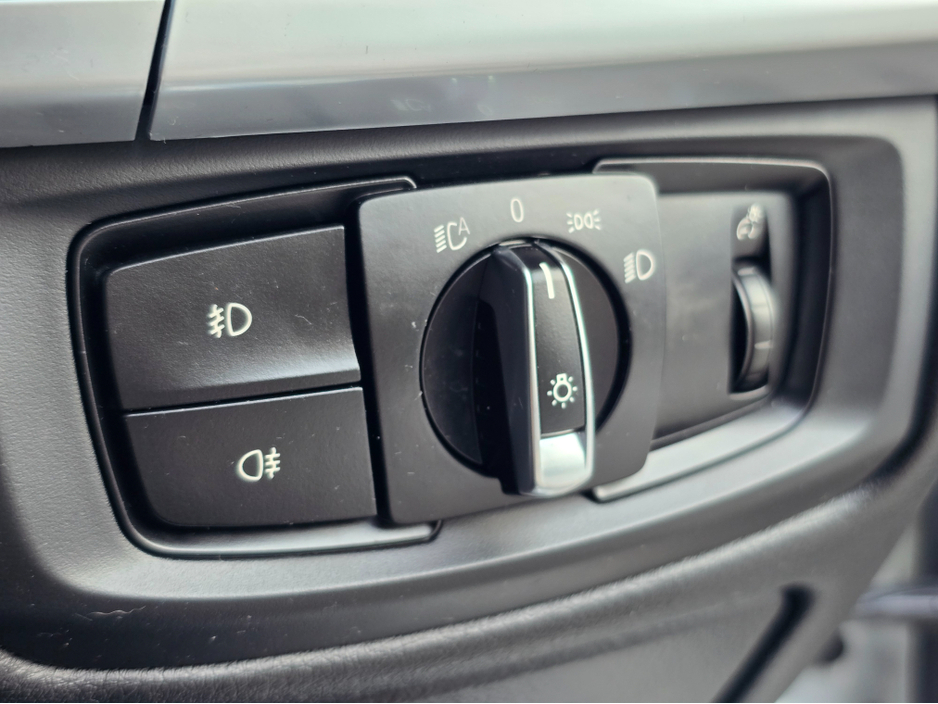 2016 BMW X6 - image 20