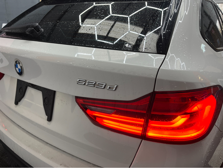 2019 BMW 5 Series €28950 2019 BMW 520D 523D ESTATE TOURING M SPIRIT 2.0 AUTOMATIC / CRUISE CONTROL / REVERSE CAMERA / ELECTRIC SEATS AND MORE €28,950