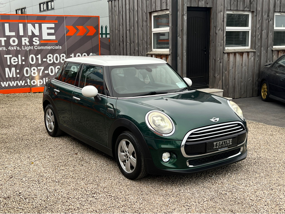 2017 MINI Cooper - image 4