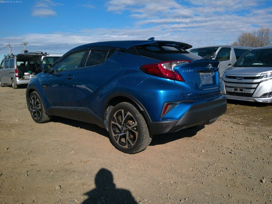 2017 Toyota C-HR - image 20