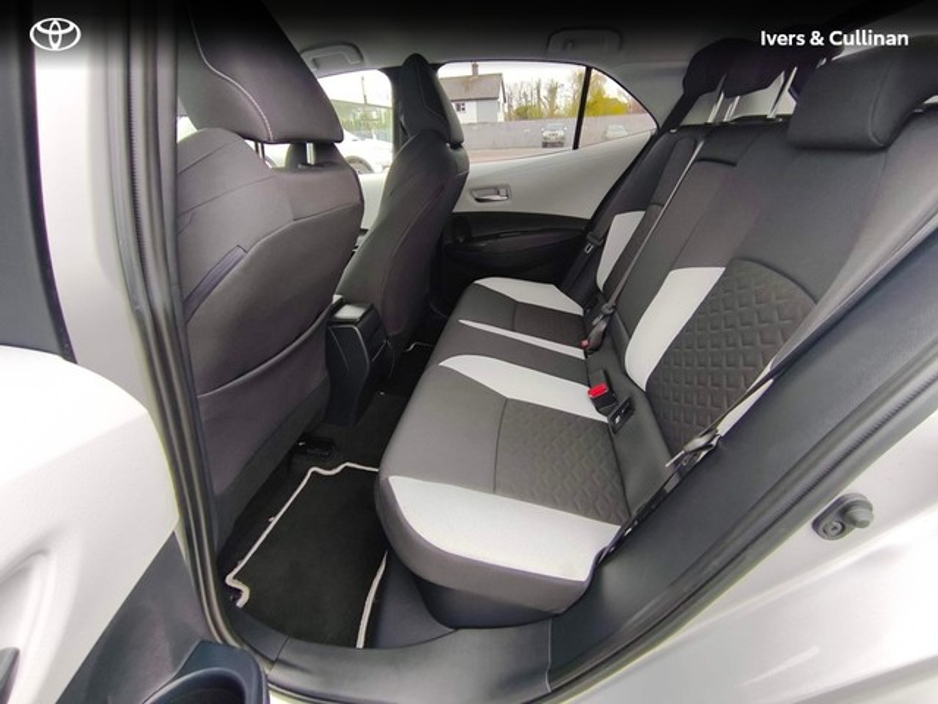 2020 Toyota Corolla - image 8