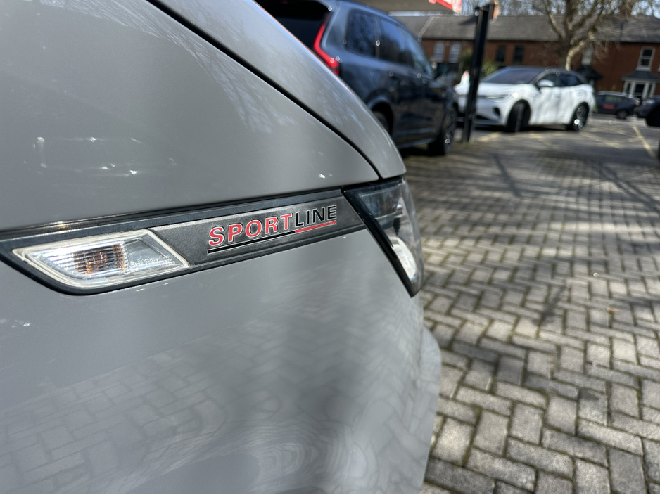 2024 Volkswagen Transporter - image 18