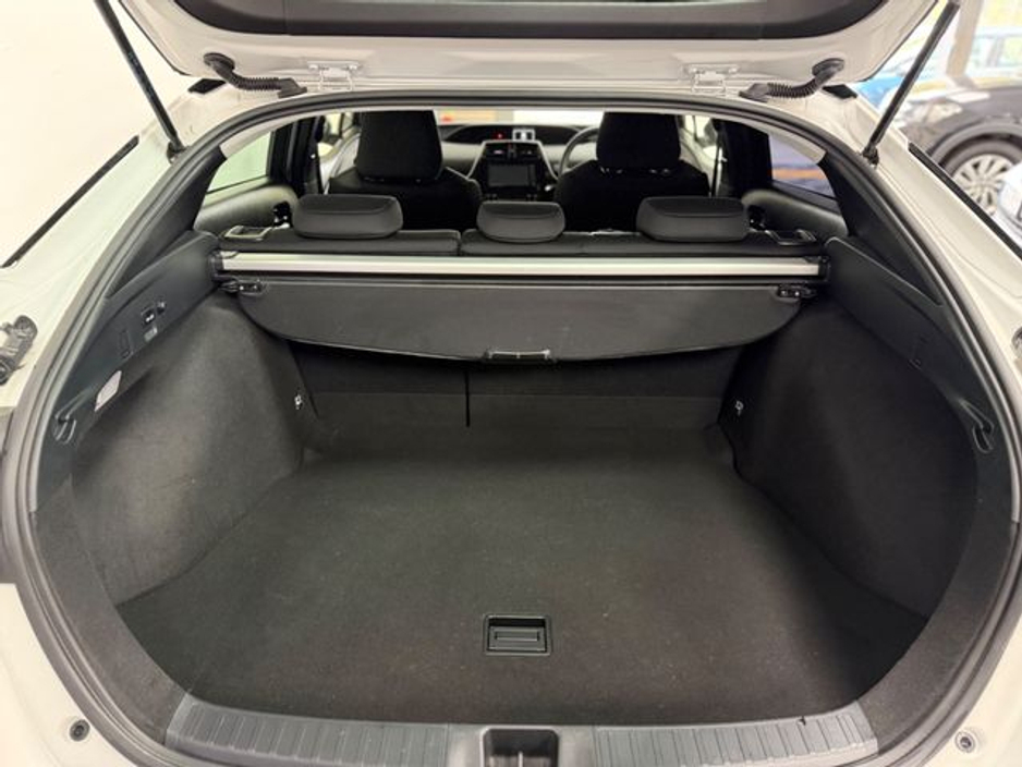 2022 Toyota Prius - image 15