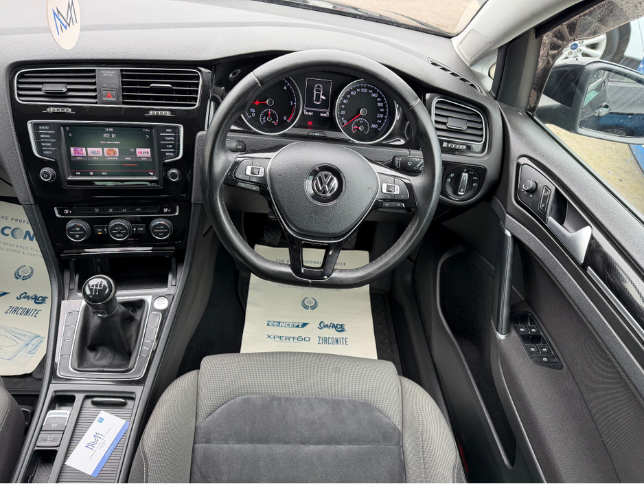 2016 Volkswagen Golf - image 19
