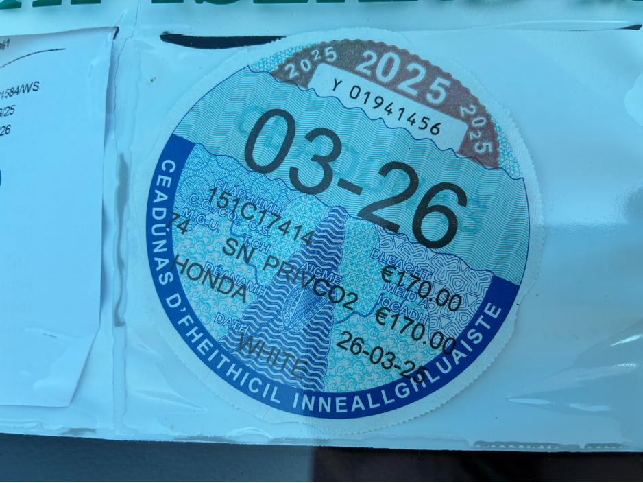 2015 Honda Fit - image 7