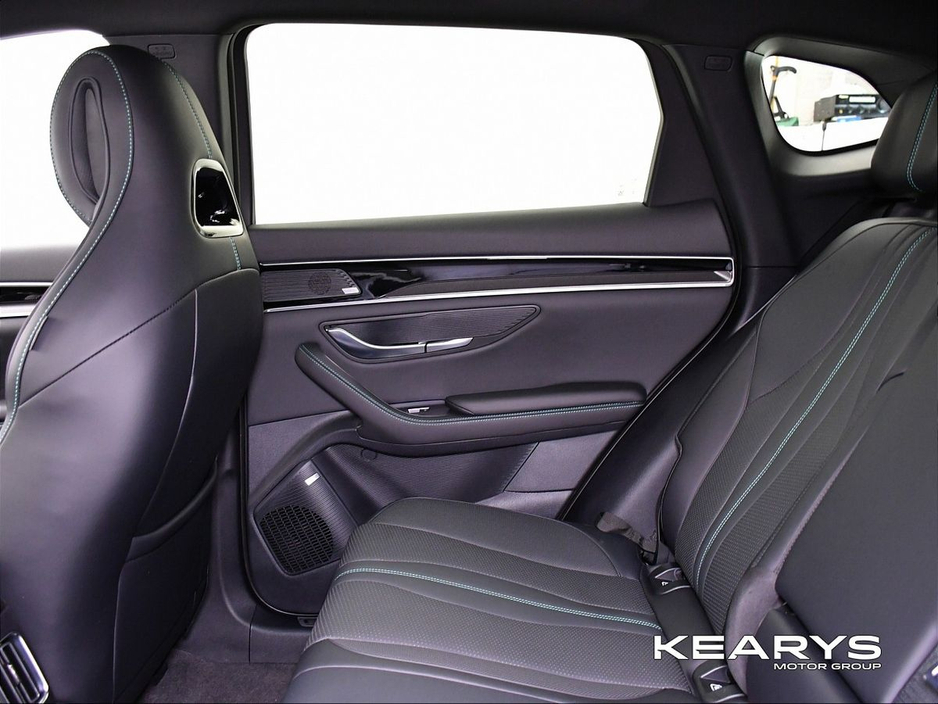 2026 BYD Seal U - image 17