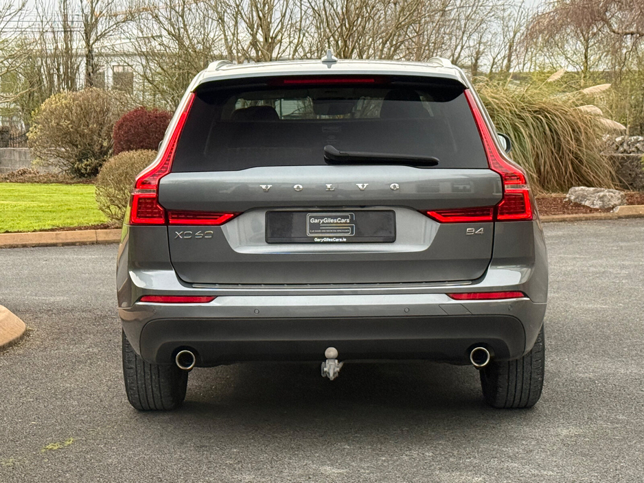 2021 Volvo XC60 - image 8