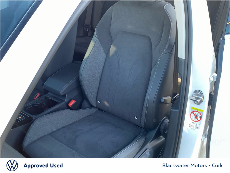 2024 Volkswagen Golf 1.5TSI 150BHP 5DR STYLE WITH AREA VIEW CAMERA & REAR ASSIST *WAS €40,250 NOW €33,995* €31,995