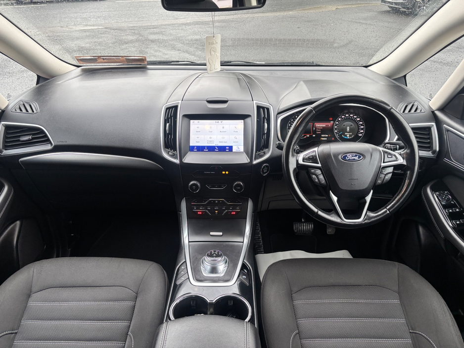 2019 Ford Galaxy - image 10