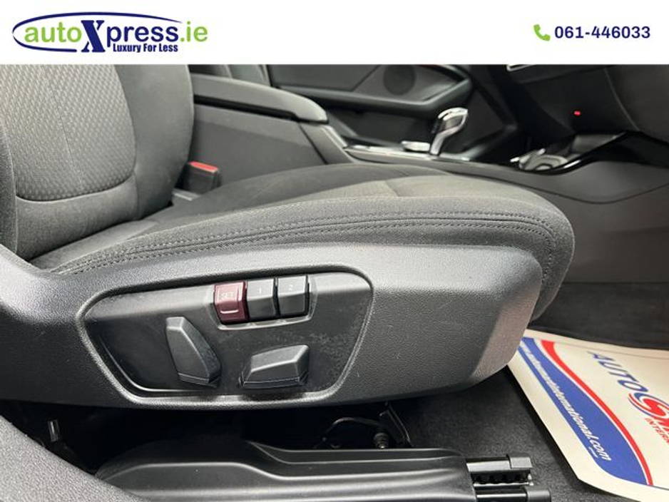 2020 BMW 1 Series - image 27