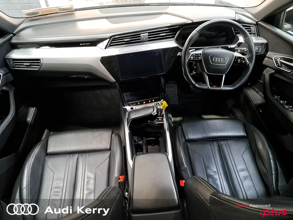 2021 Audi e-tron - image 12