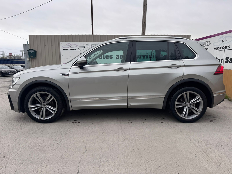 2019 Volkswagen Tiguan - image 3
