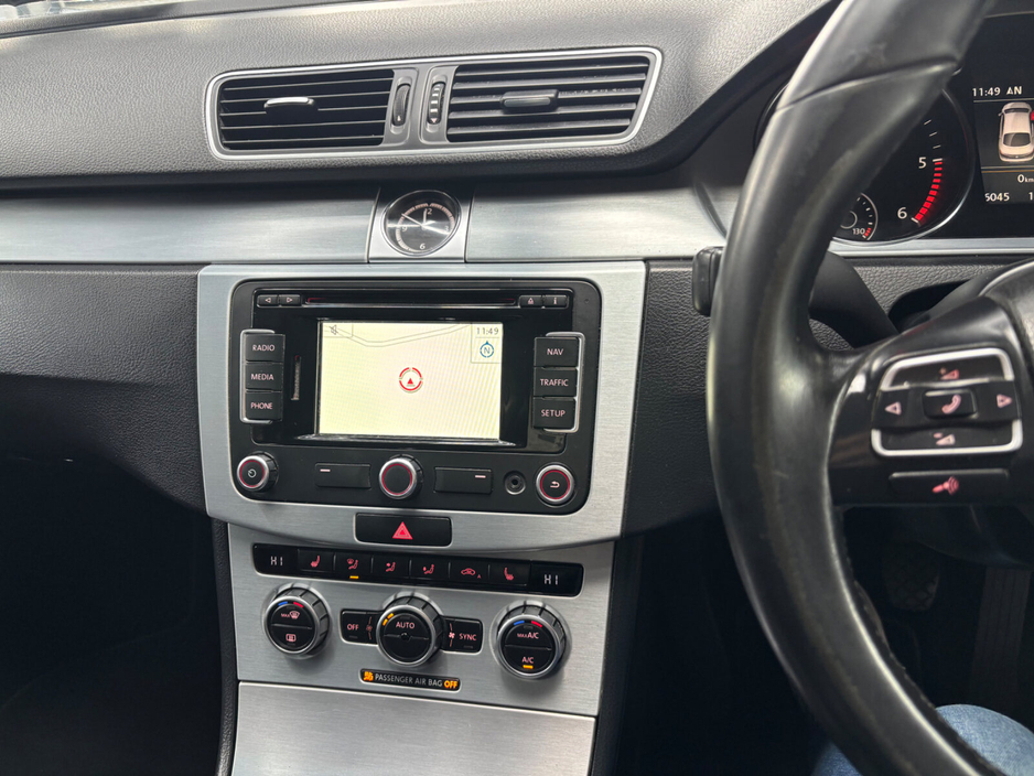 2015 Volkswagen CC - image 7