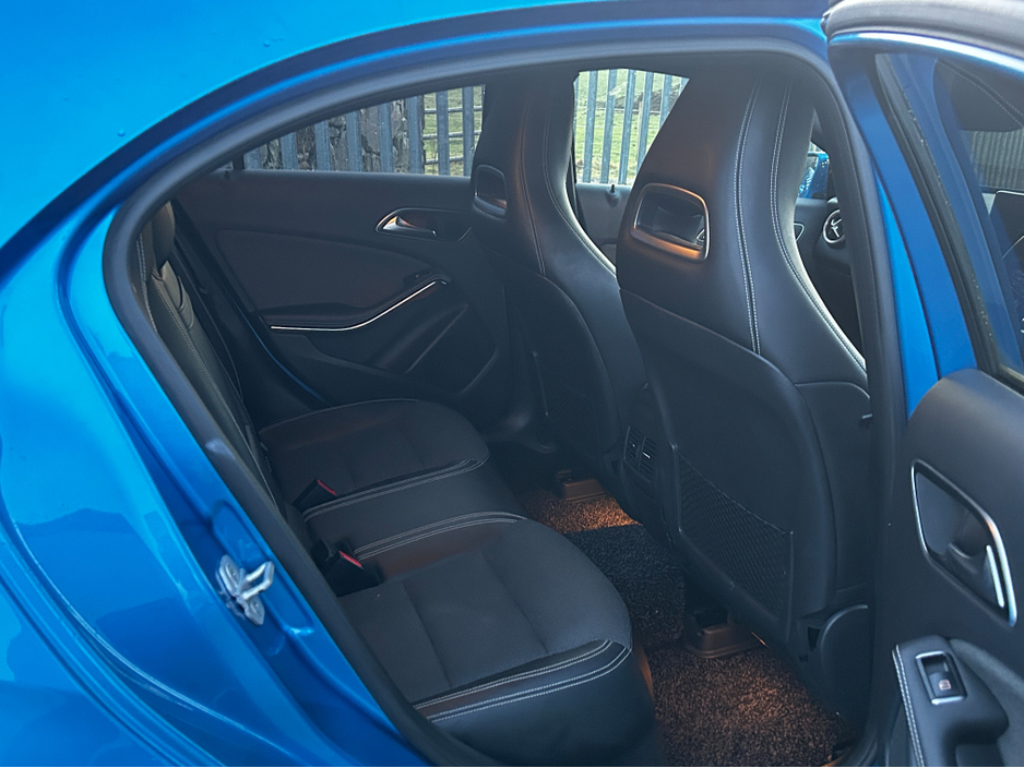 2016 Mercedes-Benz A Class Urban sport automatic 1.6 €16,995