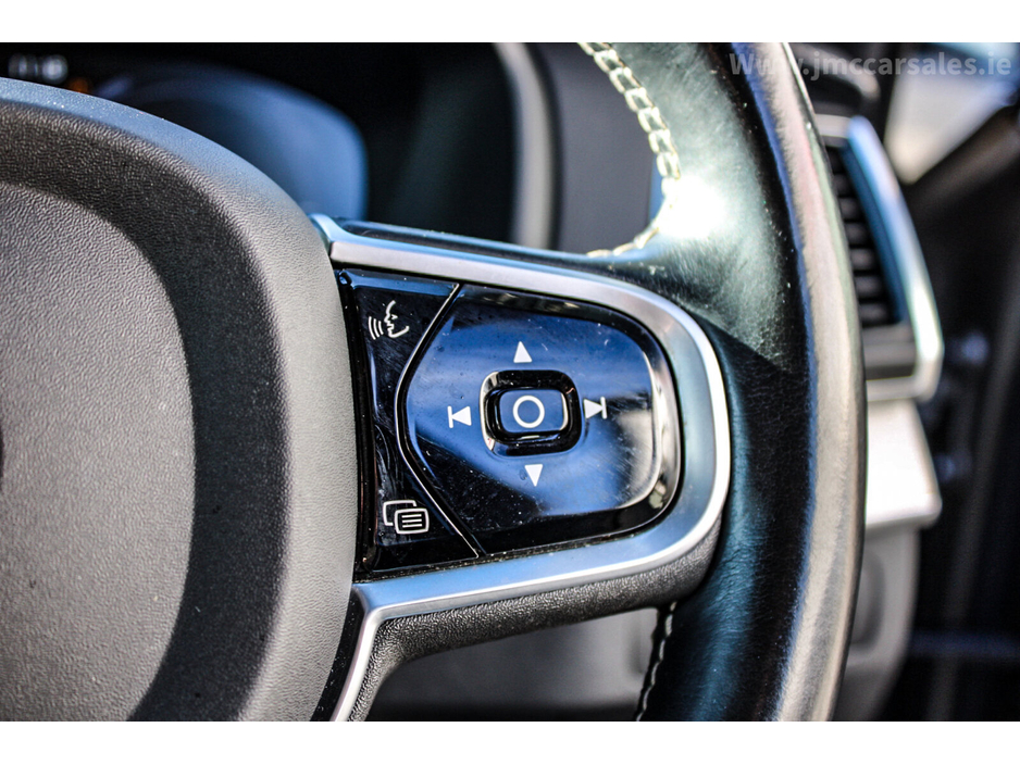 2021 Volvo XC90 RECHARGE PHEV T8 (390hp) R-Design AWD €49,995