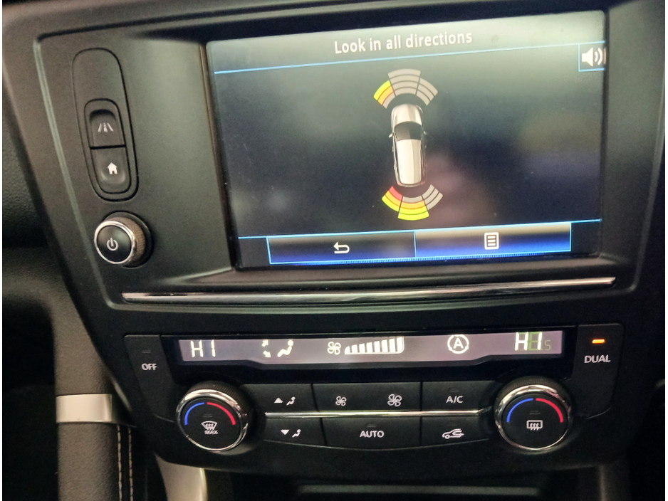 2018 Renault Kadjar 1.5 DCI SIGNATURE NAV : Leather / Suede : Rev Cam / Sat Nav : FINANCE ARRANGED : €14,950