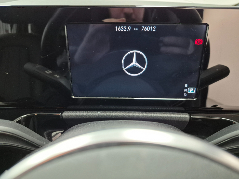 2021 Mercedes-Benz GLA Class - image 11