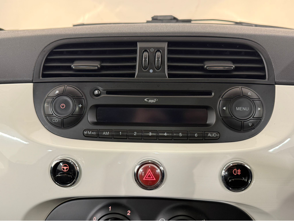 2013 Fiat 500 - image 18