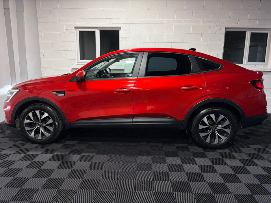 2022 Renault Arkana - image 6