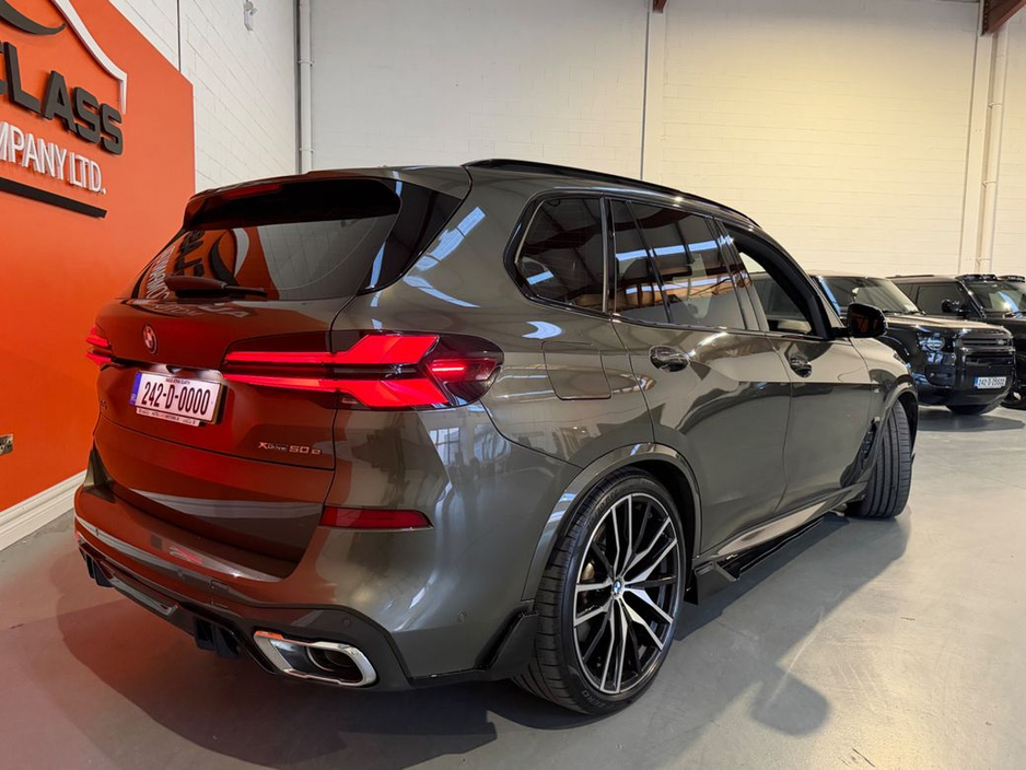 2024 BMW X5 - image 7